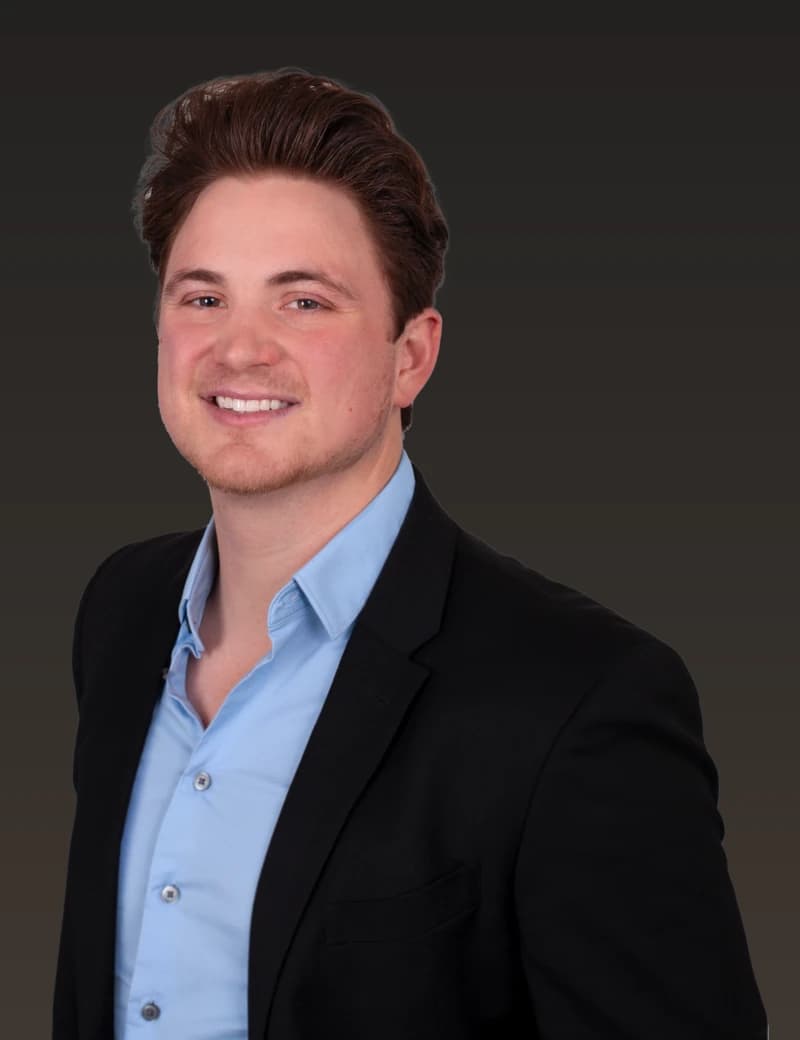 Andrew Miller